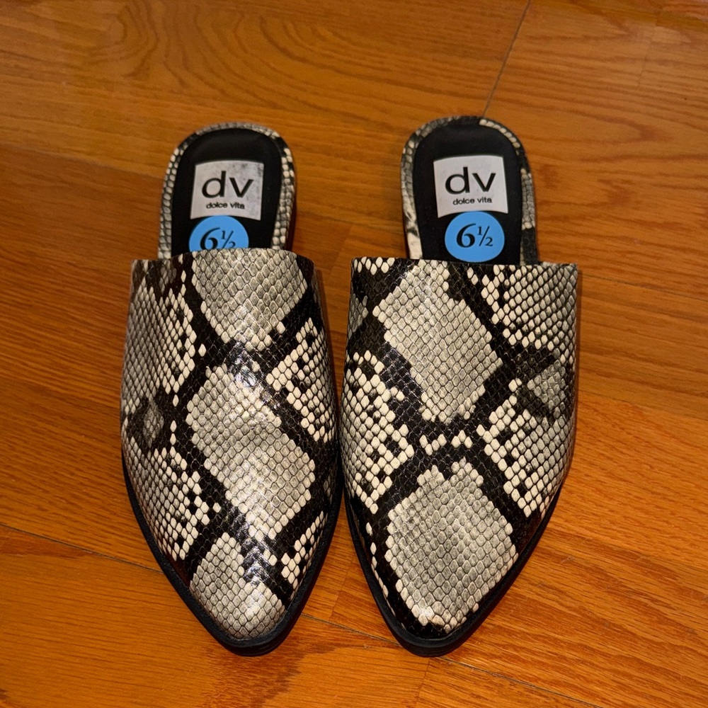 Dolce Vita Black and White Textured Mules